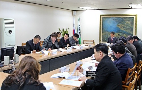 ▲ 김원식 미스코리아 대표이사(가운데)와 각 지역주관사 대표들