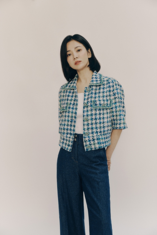 ▲ 하이엔드 여성복 미샤가 브랜드 뮤즈 송혜교와 함께한 2022년 SS 뉴 컬렉션을 공개했다./사진제공=미샤(MICHAA)