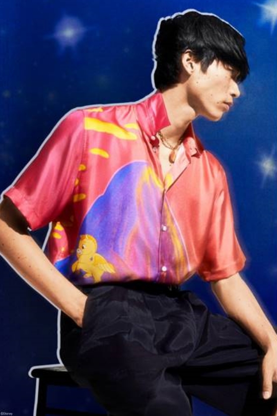 ▲ 스텔라 매카트니가 패션과 판타지의 융합이자 반전미 넘치는 콜라보레이션인 '디즈니 판타지아'(Disney Fantasia) 컬렉션을 공개했다./사진제공=스텔라 매카트니